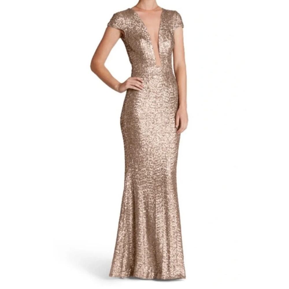 Dress the Population Women's Michelle Cap Sleeve Sequin Long Gown